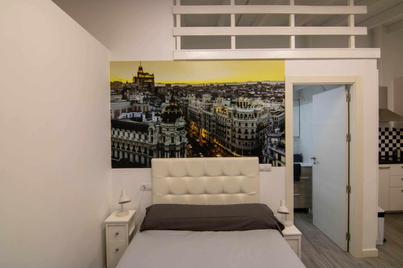 Appartamento Loft Madrid León Esterno foto