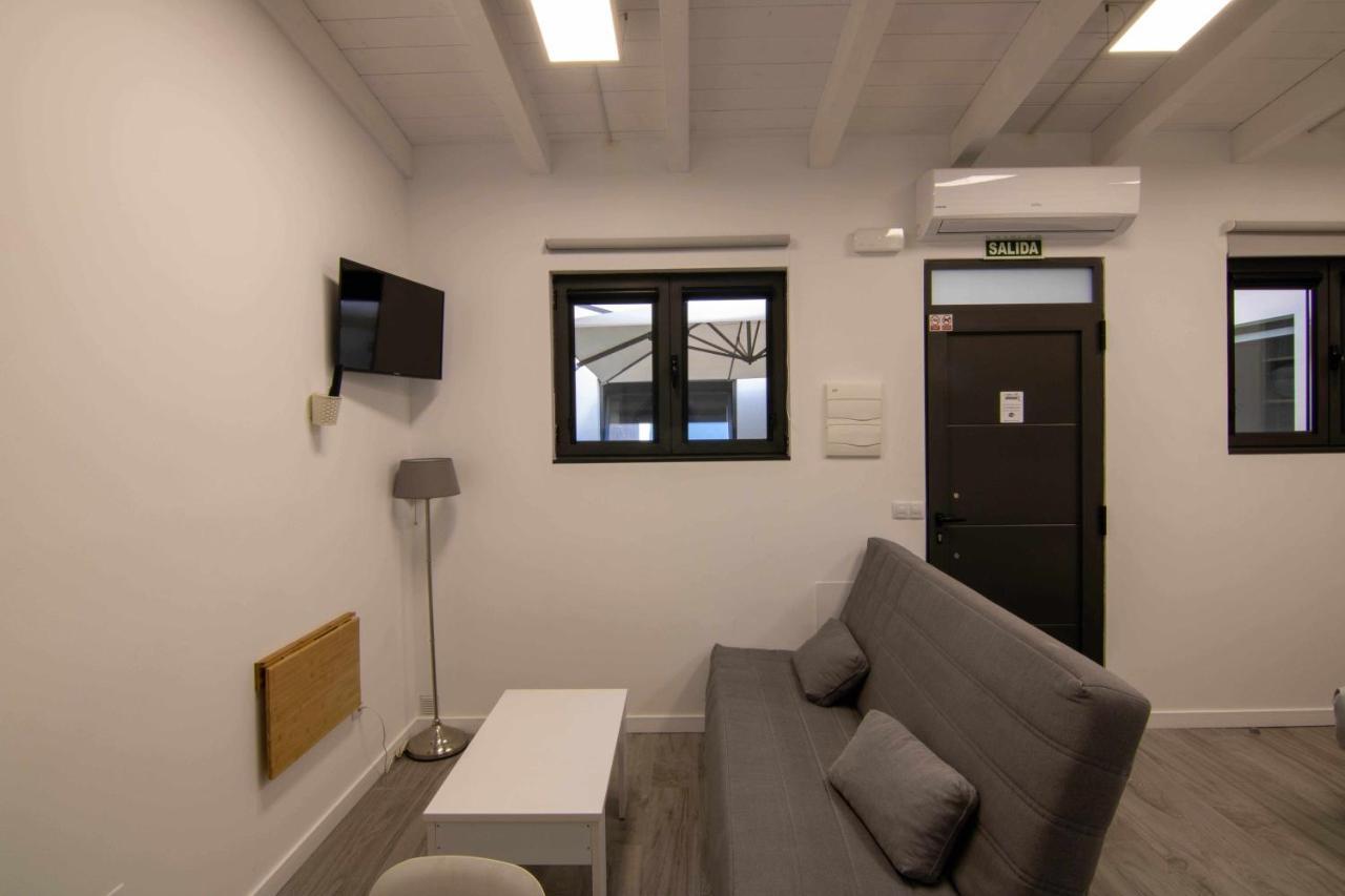 Appartamento Loft Madrid León Esterno foto